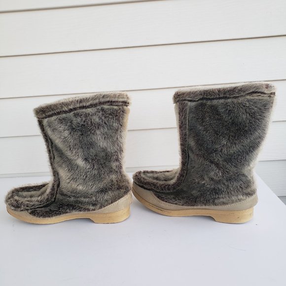 Vintage 70s/80s Faux seal fur Boots by Snowland - Picture 6 of 16